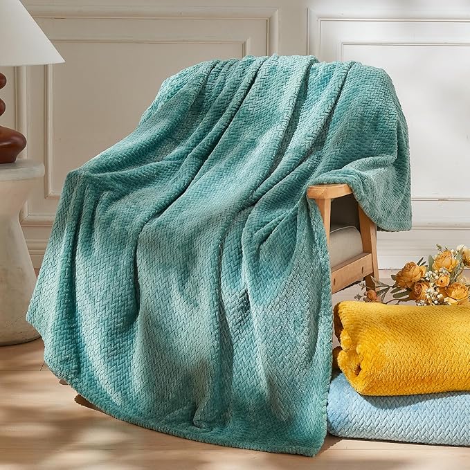 NEWCOSPLAY Super Soft King Blanket Light Teal Premium Silky Flannel Fleece Leaves Pattern Lightweight Bed Blanket All Season Use (Light Teal, King(90"x110"))
