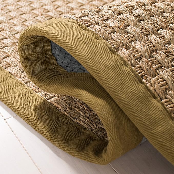 SAFAVIEH Area Rug 6' Round - Natural Fiber Collection - Natural & Olive Green, Seagrass, Basketweave Pattern with Border (NF114G)