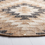 SAFAVIEH Natural Fiber Collection Area Rug - 6' Round, Natural & Black, Handmade Boho Southwestern Fringe Jute, Ideal for High Traffic Areas in Living Room, Bedroom (NFB401A)