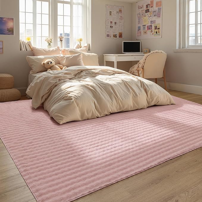 Bedsure 6x9 Fluffy Area Rugs for Living Room, Machine Washable Rugs, Non-Slip Backing, Non-Shedding, Pet Friendly Throw Rug for Bedroom Dining Room, Rug for Kids Room, Strawberry Cream