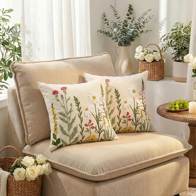 AVOIN colorlife Spring Summer Floral Daisy Embroidered Throw Pillow Covers, 18 x 18 Inch Colorful Flowers Decorative Tufted Patterned Linen Cushion Case for Sofa Couch Set of 2