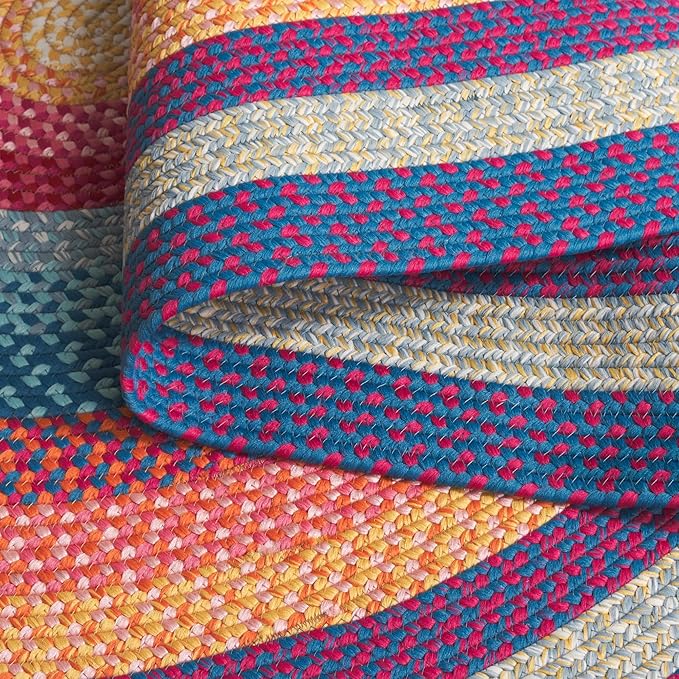 SAFAVIEH Washable Rug Outdoor Braided Collection - 5' Round, Red & Orange, Handmade & Reversible, Non-Shedding & Easy to Clean, Ideal for Patio, Backyard, Mudroom (BRD308Q)