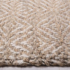 SAFAVIEH Natural Fiber Collection Accent Rug - 4' x 6', Natural & Ivory, Handmade Boho Farmhouse Woven Jute, Ideal for High Traffic Areas in Entryway, Living Room, Bedroom (NF185A)