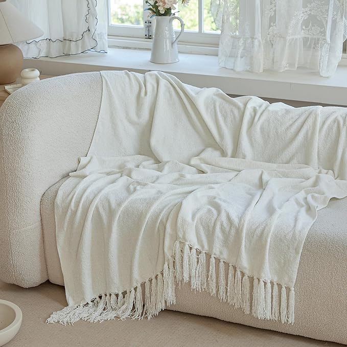 Simple&Opulence Soft Chenille Throw Blanket 50'' x 60'' - Cozy Fluffy Blanket with Fringe Tassel, Farmhouse Boho Blankets for Couch Bed Office Chair Gift Home Decor All Season Use, Cream