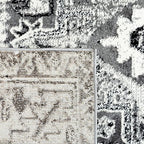 SAFAVIEH Area Rug 4x6 - Vintage Hamadan Collection - Grey & Ivory, Traditional Persian Design, Non-Shedding & Easy to Clean, Ideal for Living Room, Bedroom, Dining Space (VTH211G)