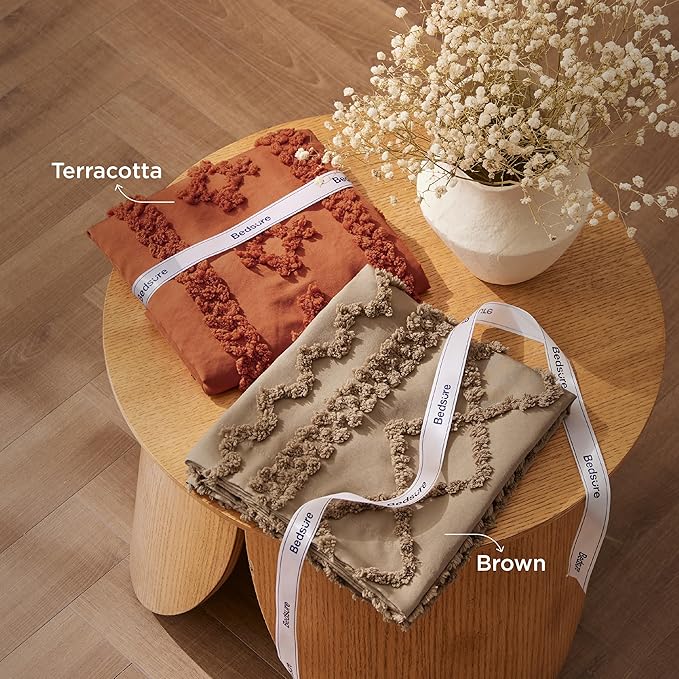 Bedsure Tufted Boho Comforter Set King Size - Terracotta Boho Bed Set, GentleSoft™ 3 Pieces Farmhouse Shabby Chic Embroidery Bedding, Gifts for Woman, Soft Jacquard King Comforter for All Seasons