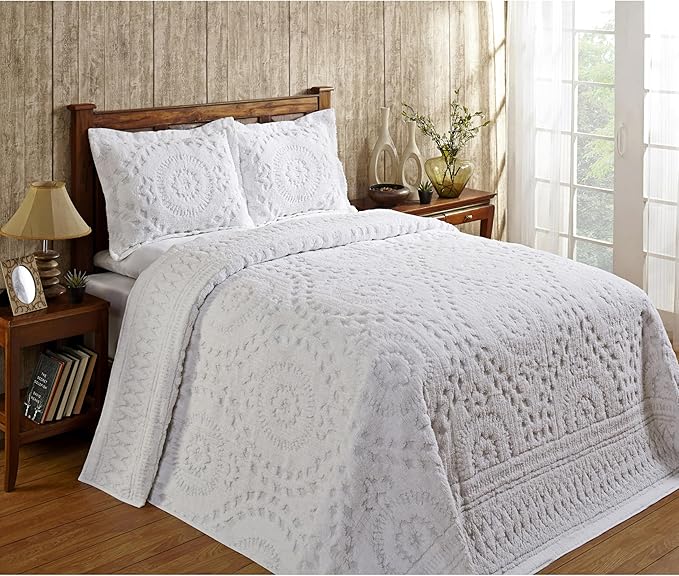Better Trends Chenille Bedspread Set 3 Pieces White 100% Cotton King Size Bedspread Medallion Pattern 2 King Shams Luxurious Feel Perfect for Gifting All Seasons, Machine Washable, Rio Collection