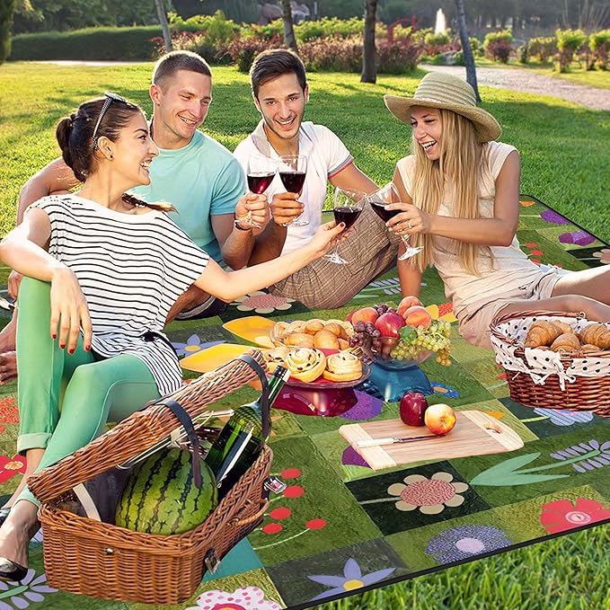 Extra Large Picnic Blankets Waterproof Foldable (80 "x 80") Beach Blanket Waterproof Sandproof,3-Layer Thicking Mat Outdoor Packable Camping Blanket