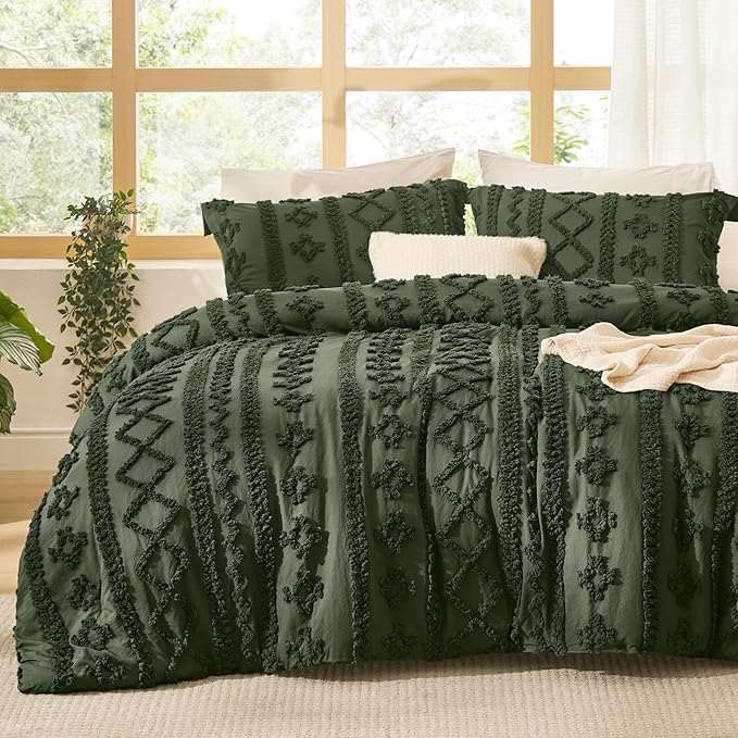 Bedsure Tufted Boho Comforter Set King Size - Olive Green Boho Bed Set, GentleSoft™ 3 Pieces Farmhouse Shabby Chic Embroidery Bedding, Gifts for Woman, Soft Jacquard King Comforter for All Seasons