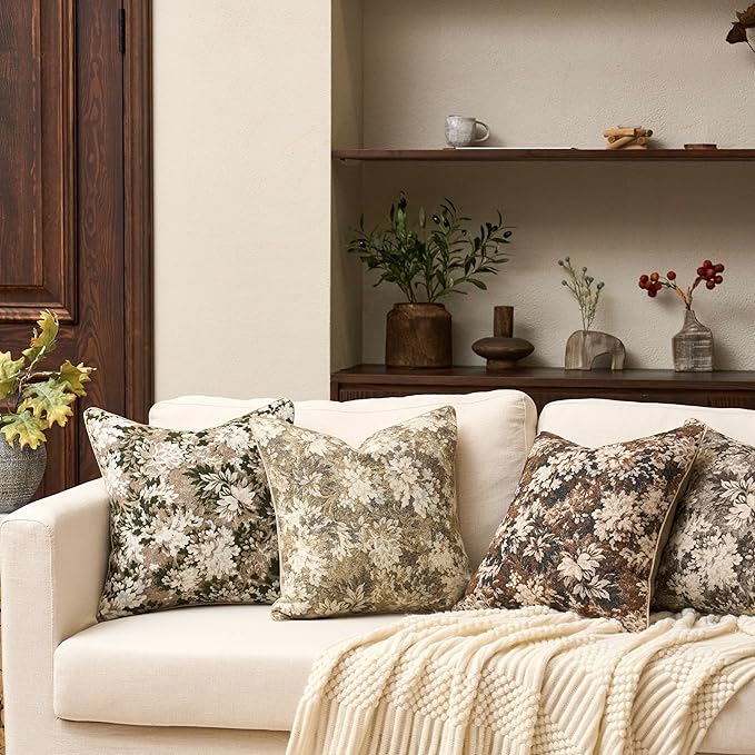 Yangest Neutral Floral Pillow Cover 24 x 24 Inches, Vintage Chenille Square Throw Pillow Cover Soft Decorative Farmhouse Accent Couch Pillow Cover for Living Room Bedroom, Beige