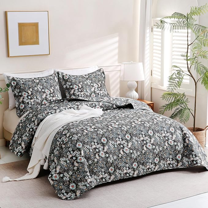 JSD Black Paisley Floral Quilt Set Twin Size, 2 Piece Printed Bedspreads Coverlet with Pillow Sham, Soft Microfiber Quilted Blanket