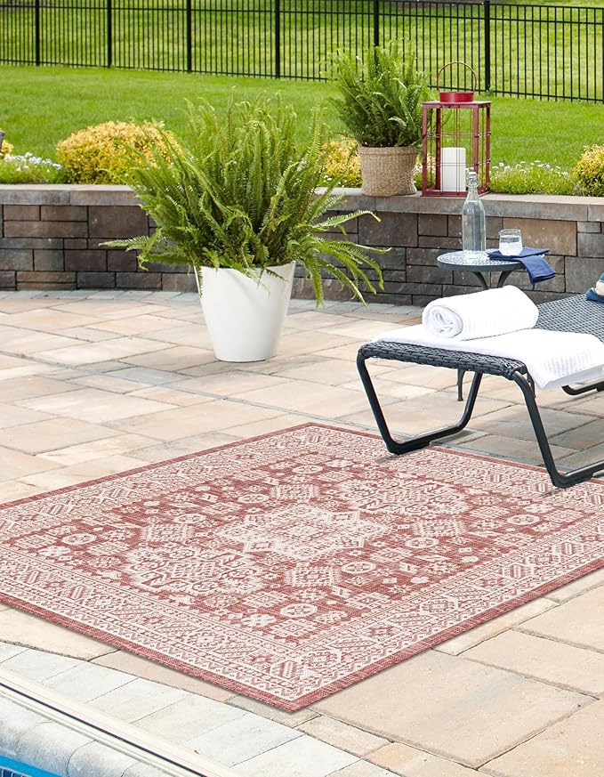 Rugs.com Outdoor Aztec Collection Rug – 6 Ft Square Rust Red Flatweave-Pile Rug Perfect for Living Rooms, Kitchens, Entryways