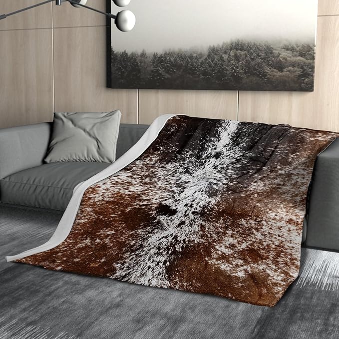 Cow Print Blanket Soft Flannel Lightweight Cowhide Western Throw Blanket Cozy Warm Brown Cow Blankets All Seasons Living Room Decor for Couch Chair Bed Sofa Office 40x50 inch