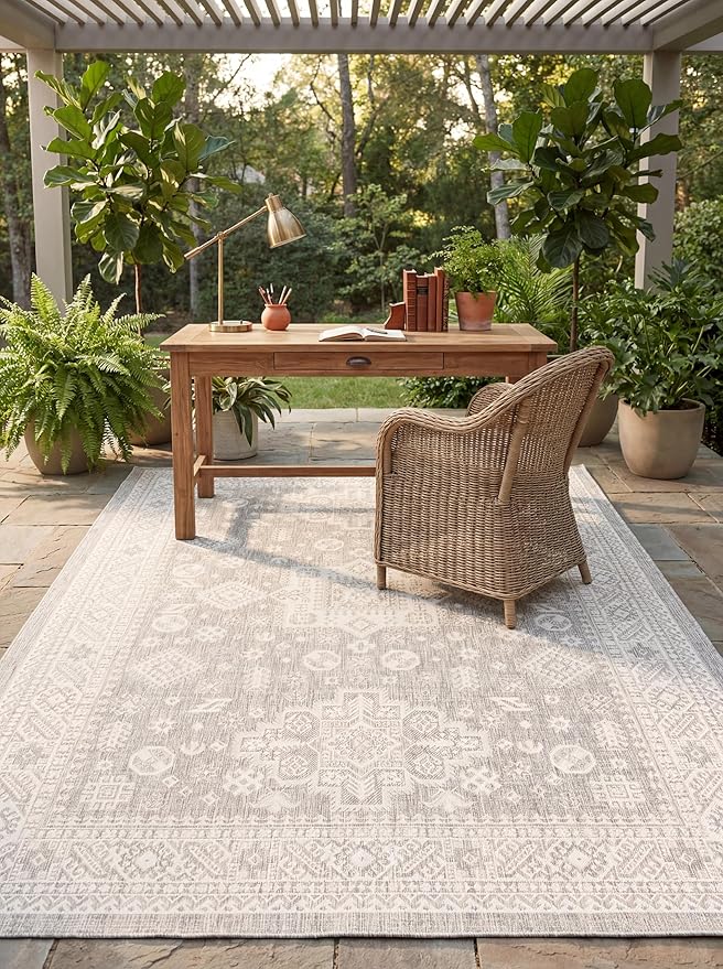 Rugs.com Outdoor Aztec Collection Rug – 6' x 9' Light Gray Flatweave Rug Perfect for Living Rooms, Large Dining Rooms, Open Floorplans