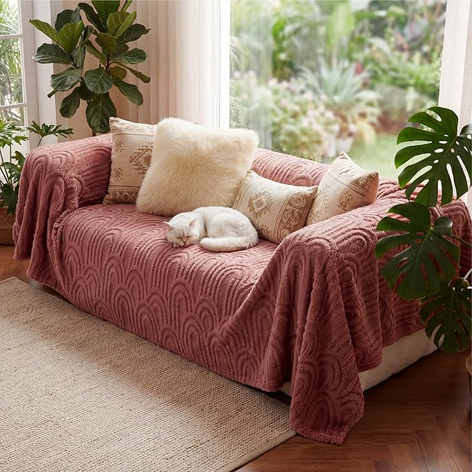 Bedsure GentleSoft Fleece King Size Blanket for Bed - Super Soft & Cozy, Fluffy Blankets for Women & Girls, Ideal for Sofa & Couch, Dusty Rose, 108x90 Inches