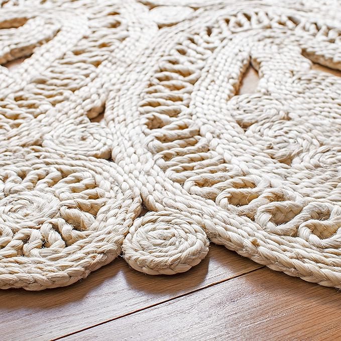 SAFAVIEH Area Rug 9' Round - Natural Fiber Collection - Large - Ivory, Handmade Jute, Decorative Boho Floral Design (NF360B)