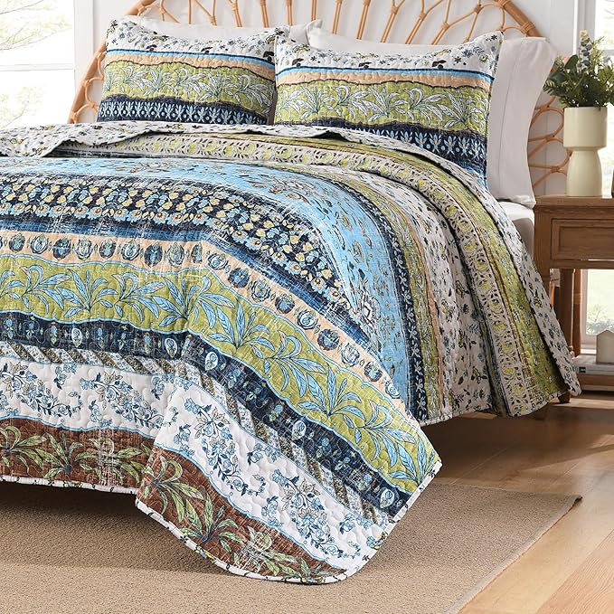 Boho Style King Quilt Set Green Bohemian Floral Strip Quilt Beddding Set, Soft and Lightweight Bedspread for All Season, Oversize King Bed Coverlet with 2 Matching Pillow Shams (3 Pieces)