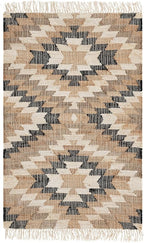 SAFAVIEH Natural Fiber Collection Accent Rug - 3' x 5', Natural & Black, Handmade Boho Southwestern Fringe Jute, Ideal for High Traffic Areas in Entryway, Living Room, Bedroom (NFB401A)