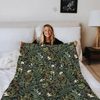 Plant Blanket, Dark Green Botanical Wildflower Plant Fern Leaves Decorative Throw Blanket for Couch Sofa Bed, Dark Green Throw Blanket for Living Room Bedroom Decor, 50x60 Inches