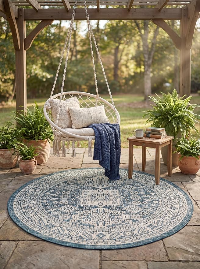 Rugs.com Outdoor Aztec Collection Rug – 5 Ft Round Blue Flatweave Rug Perfect for Kitchens, Dining Rooms