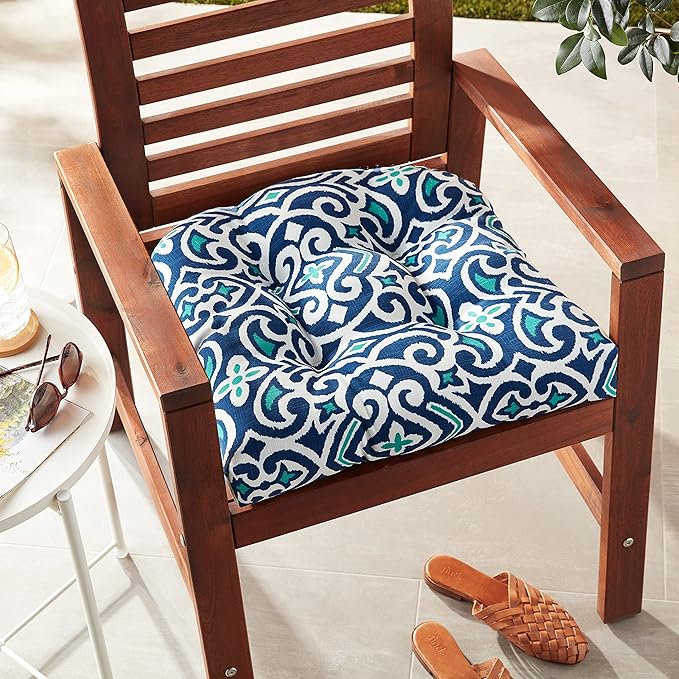 Pillow Perfect Damask Indoor/Outdoor Chair Seat Cushion, Tufted, Weather, and Fade Resistant, 19" x 19", Blue/White New Damask, 2 Count
