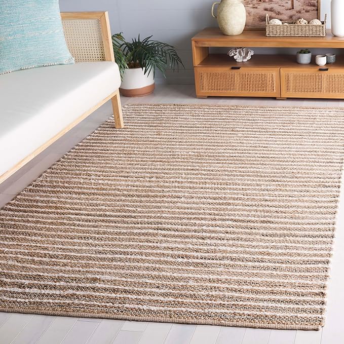 SAFAVIEH Cape Cod Collection Area Rug - 5' x 8', Natural & Green, Handmade, Braided Design, Ideal for The Living Room, Bedroom, Dining Room (CAP151Y-5)