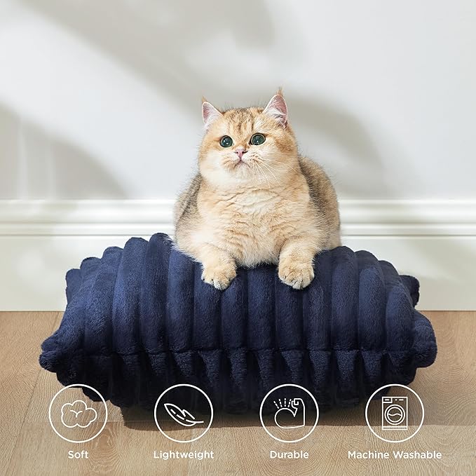 Bedsure Double-Side Striped Throw Pillow Covers 18x18 Set of 2, Spring Fluffy Blue Soft Decorative Pillow Covers, Home Decor for Couch Sofa Living Room Bedroom