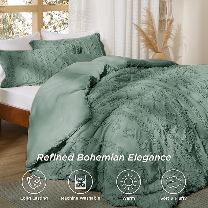 Bedsure Tufted Boho Comforter Set Queen Size - Green Boho Bed Set, GentleSoft™ 3 Pieces Farmhouse Shabby Chic Embroidery Bedding, Gifts for Woman, Soft Jacquard Queen Comforter for All Seasons