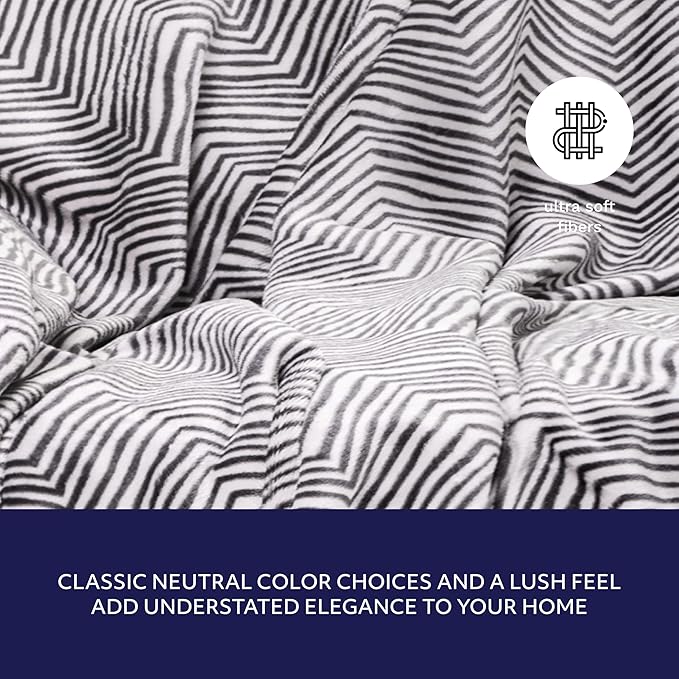 Mon Chateau 60" x 70" Fireside Mélange Throw Blanket, Contrast Stitching Soft Blanket for Queen-Size Bed, Couch, or Sofa, Cozy Home Decor and Stylish Living Room Comfort, Twilight Chevron