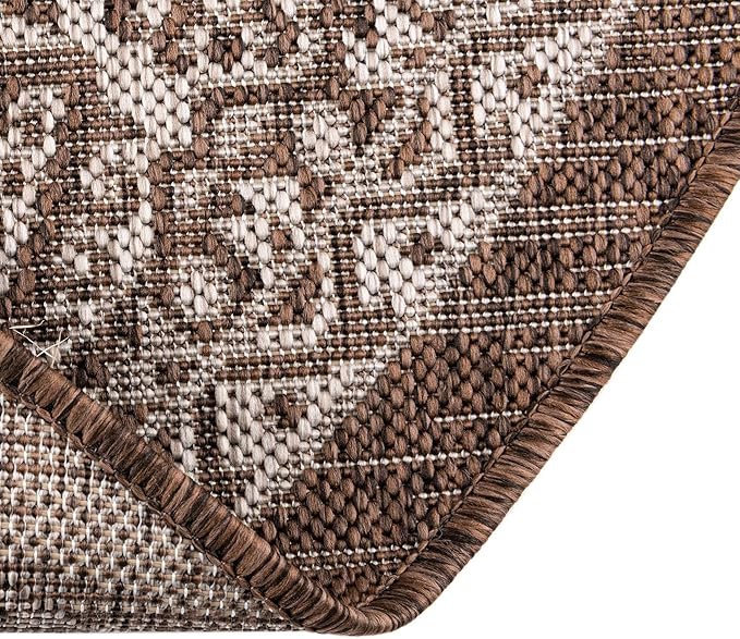 Rugs.com Outdoor Aztec Collection Rug – 5 Ft Round Brown Flatweave Rug Perfect for Kitchens, Dining Rooms