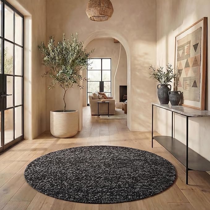 SAFAVIEH Natura Collection Area Rug - 6' Round, Black & Grey, Handmade Wool Blend, Textured Design, Ideal for Living Room, Bedroom, Dining Space (NAT425Z)