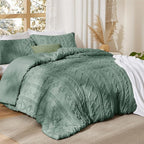 Bedsure Tufted Boho Comforter Set Twin Size - Green Boho Bed Set, GentleSoft™ 2 Pieces Farmhouse Shabby Chic Embroidery Bedding, Gifts for Woman, Soft Jacquard Twin Comforter for All Seasons
