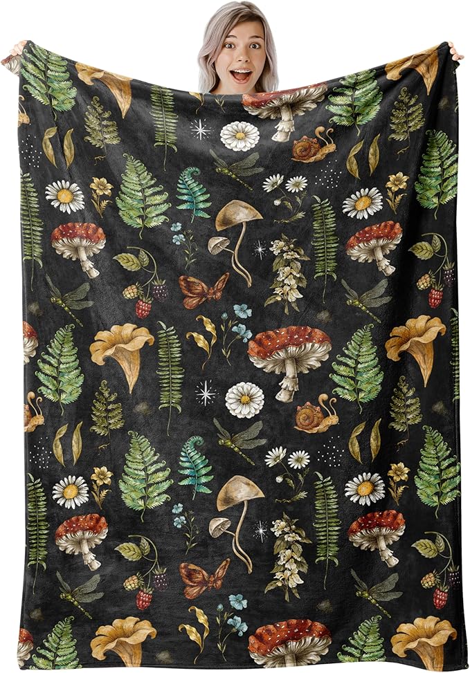 Mushrooms Throw Blanket, 320gsm Fluffy Cozy Soft Warm Plush Lightweight Decorative Blanket Gifts for Women Men Girls Boys Kids Baby, Blankets Quilt for Bed Sofa Chair Couch (80"x60")