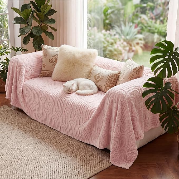 Bedsure GentleSoft Fleece Blanket Queen Size for Bed - Super Soft & Cozy, Fluffy Blankets for Women & Girls, Ideal for Sofa & Couch, Pink, 90x90 Inches