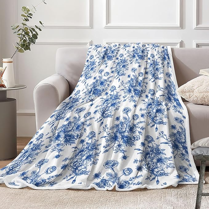 Blue Floral Throw Blanket, Soft Flannel, Warm, Boho Floral Aesthetic Bed Blanket All Season Throw for Couch, Bedroom, Living Room 60X90 Inch