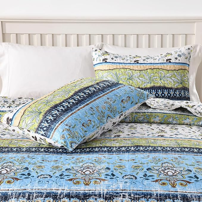 HORIMOTE HOME Boho Style Twin Size Quilt Set Green Bohemian Floral Strip Quilt Beddding Set, Soft and Lightweight Bedspread for All Season,XL Twin Bed Coverlet with 1 Matching Pillow Sham (2 Pieces)