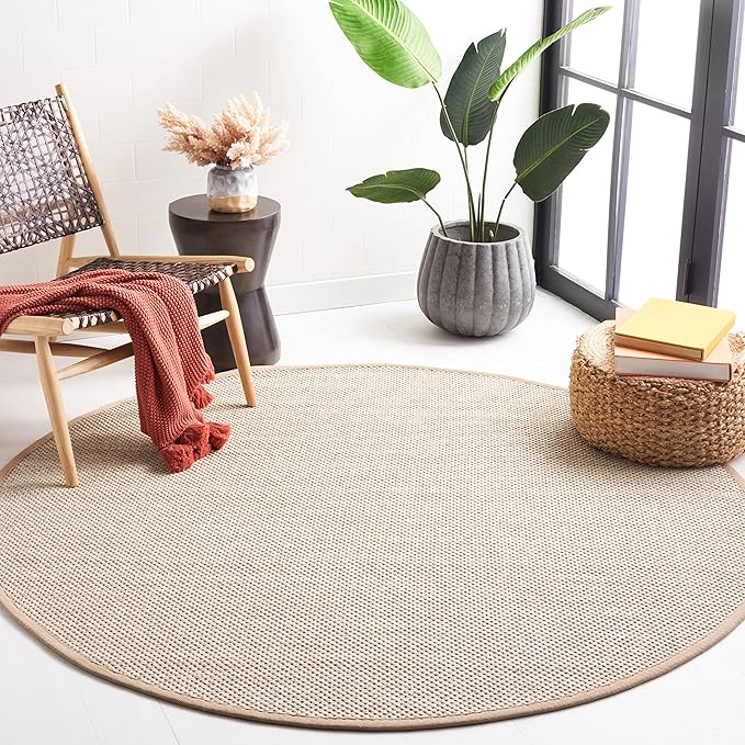 SAFAVIEH Area Rug 6' Round - Natural Fiber Collection - Marble & Linen Color, Sisal, Woven Design with Border (NF143B)