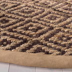 SAFAVIEH Natural Fiber Collection Area Rug - 6' Round, Brown & Natural, Handmade Boho Diamond Tassel Jute, Ideal for High Traffic Areas in Living Room, Bedroom (NF266E)