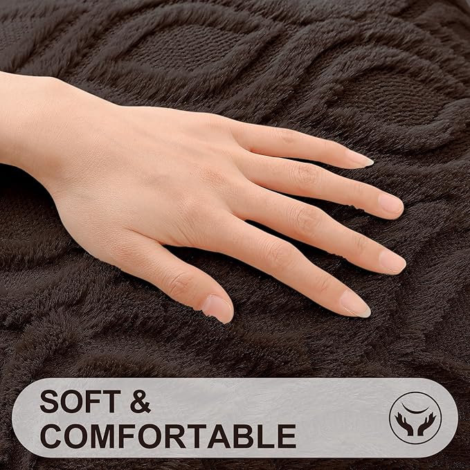 decorUhome Cozy Textured Throw Pillow Covers 18x18 Inch Set of 2, Soft Plush Faux Wool Dark Brown Accent Couch Pillow Covers for Modern Farmhouse Sofa Bed Living Room