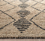 SAFAVIEH Bohemian Collection 8' x 10' Beige / Black BOH703Z Handmade Moroccan Tribal Jute Area Rug