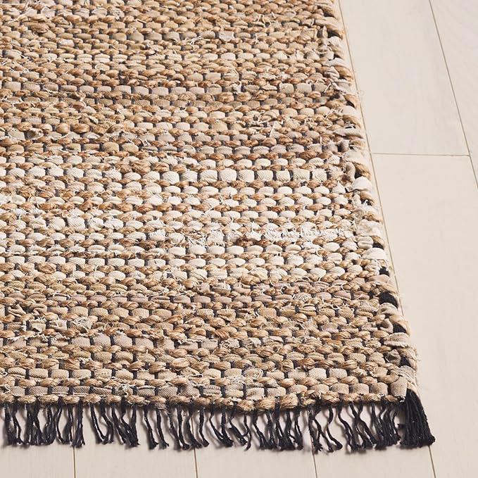 SAFAVIEH Cape Cod Collection Accent Rug - 4' x 6', Beige, Handmade Denim & Jute, Ideal for The Living Room, Dining, Bedroom (CAP153B)