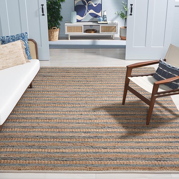 SAFAVIEH Area Rug 8x10 - Natura Collection - Large - Natural & Grey, Handmade Wool, Ideal for Living Room, Bedroom, Dining Space (NAT501F)
