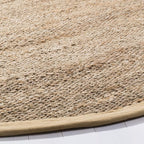 SAFAVIEH Natural Fiber Collection Area Rug - 7' Round, Natural, Handmade Farmhouse Jute, Ideal for High Traffic Areas in Living Room, Bedroom (NF732A)