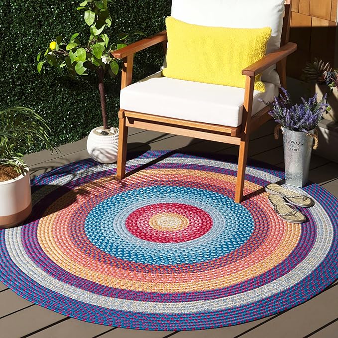 SAFAVIEH Washable Rug Outdoor Braided Collection - 5' Round, Red & Orange, Handmade & Reversible, Non-Shedding & Easy to Clean, Ideal for Patio, Backyard, Mudroom (BRD308Q)