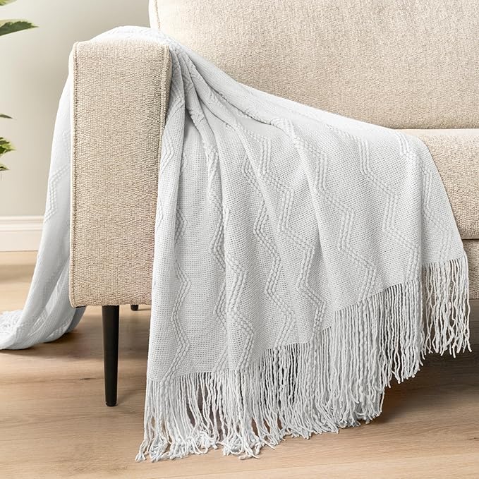 PAVILIA White Knit Throw Blanket for Couch Bed, Soft Knitted Farmhouse Sofa Throw for Living Room, Lightweight Decorative Summer Throw Blanket for Chair, Outdoor Textured Boho Blanket, 50x60