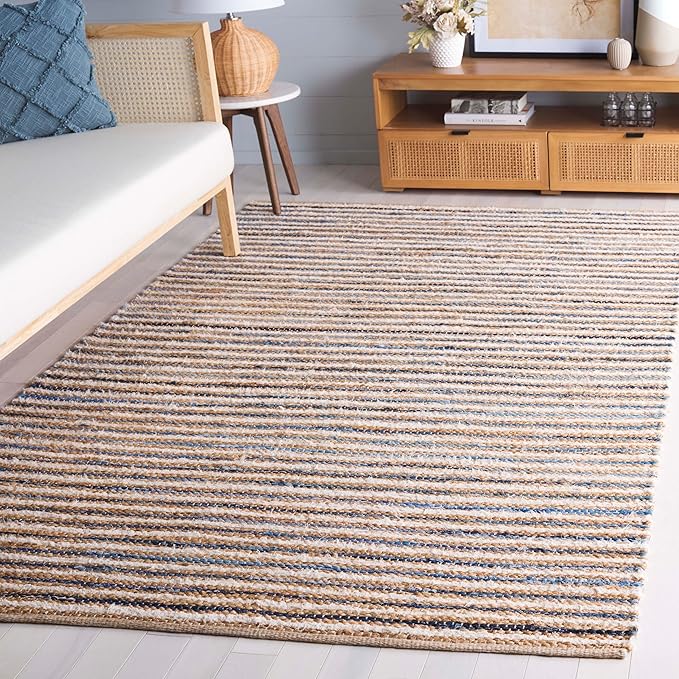 SAFAVIEH Cape Cod Collection Area Rug - 6' x 9', Natural & Blue, Handmade, Braided Design, Ideal for The Living Room, Bedroom, Dining Room (CAP151M-6)