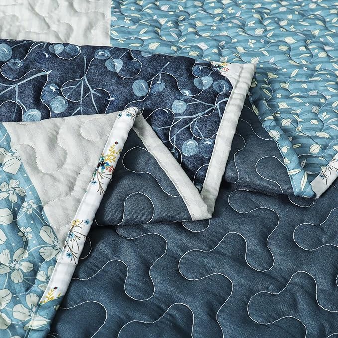 Exclusivo Mezcla 50"x 60" Quilted Throw Blanket- Microfiber Quilt Throw with Boho Patchwork Pattern, Reversible Blue Versatile Lap Quilt for All Seasons, Lightweight Throws for Bed/Couch/Sofa