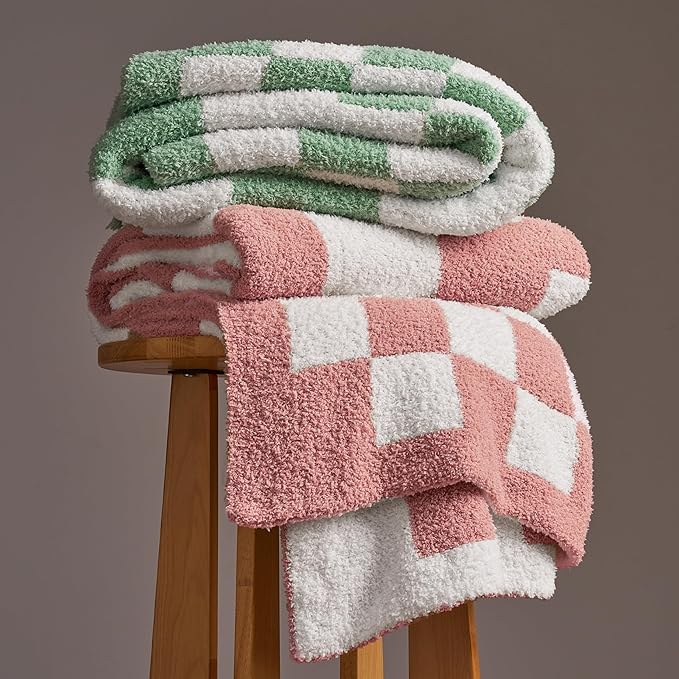 Joiedomi Throw Blanket for Couch, Pink White Checkered Knitted Blankets Gifts for Women Mom Girls, Cozy Cute Soft Throw Home Room Decor Aesthetic Women Mothers Birthday Gifts 50x60 Inches