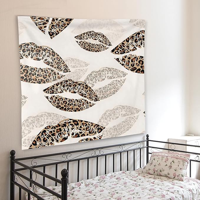 WNAGT Trendy Black and White Kiss Lips Tapestry Wall Hanging, Funky Makeup Wall Decor, Fashion Aesthetic Wall Blanket Decor for Girls Room College Dorm Makeup Room Beauty Room, 50x60 Inch
