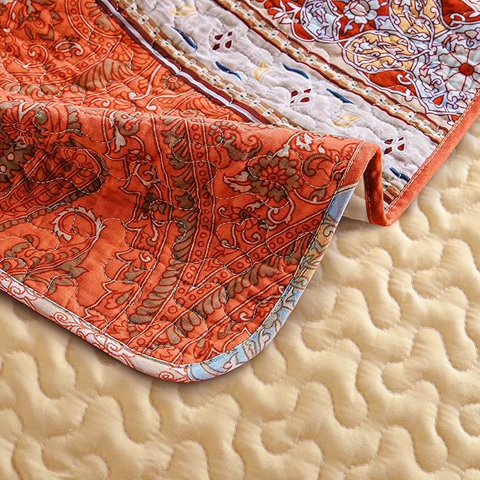 Exclusivo Mezcla 50"x 60" Quilted Throw Blanket- Microfiber Quilt Throw with Boho Striped Pattern, Reversible Brick-Red Versatile Lap Quilt for All Seasons, Lightweight Throws for Bed/Couch/Sofa